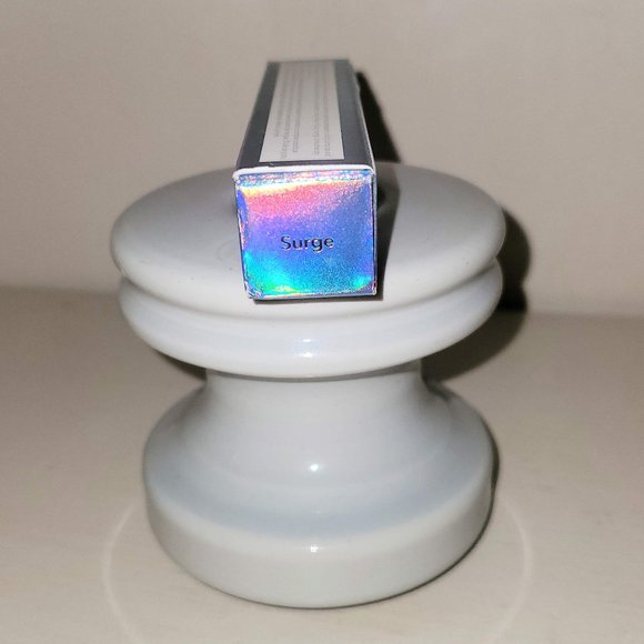 BECCA Cosmetics Hydra-Light Plumping Lip Balm Surge Full Size .11 oz / 3.1 g NIB - Picture 10 of 13